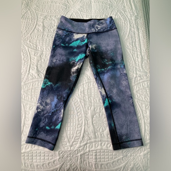 Lululemon Excellent crop leggings capri 
Luon Milky Way Size 4 - Picture 2 of 6